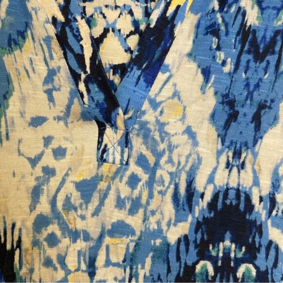 Chico’s vneck top soft comfortable blue yellow 3/4 sleeves size small - Picture 4 of 4